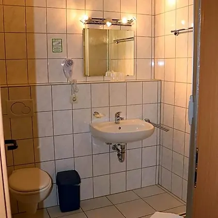 Saar Oda ve Kahvaltı Kusel
